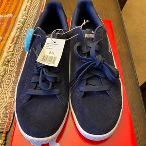 Brand new Puma men's Smash Suede